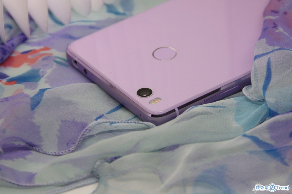小米4s手机紫色版好看吗？美轮美奂！