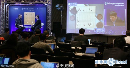 李世石AlphaGo人机大战反转 阿尔法狗崩溃死机